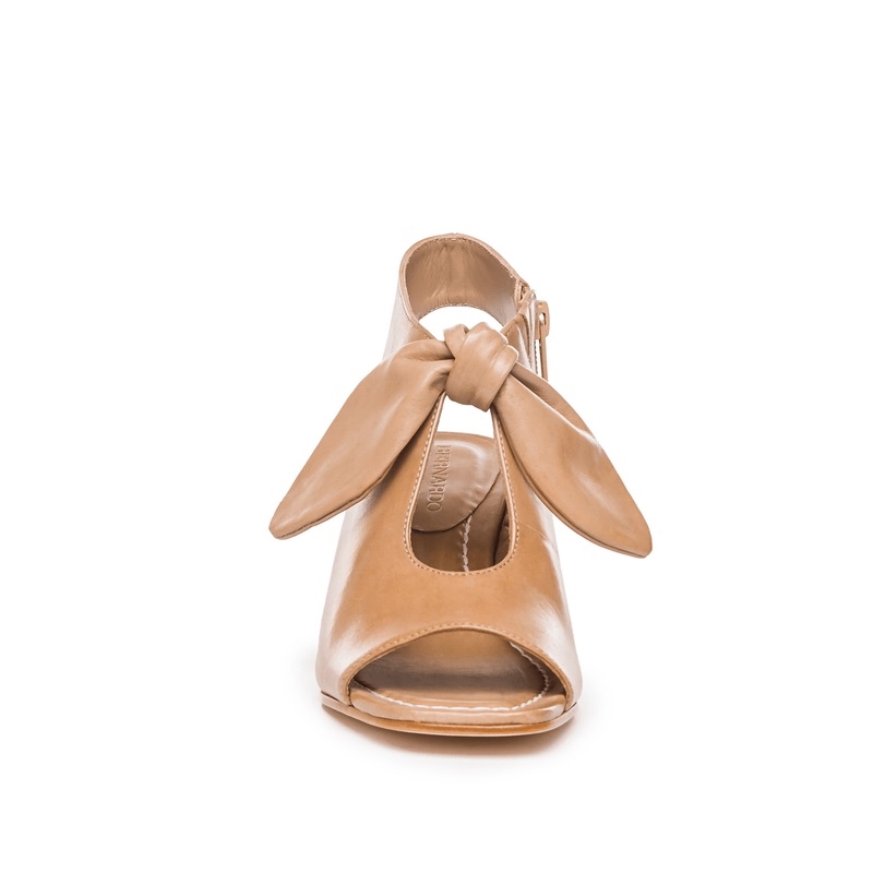 Botines Bernardo Lizzie Mujer Marrom | AHM8735SL