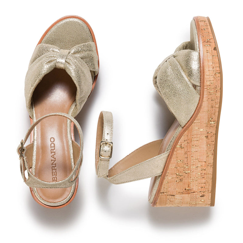Sandalias Cuña Bernardo Kearny Mujer Dorados | LPN3099CO