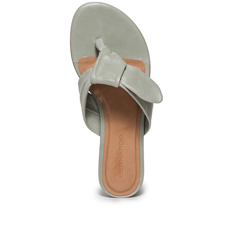 Sandalias Deslizantes Bernardo Harmony Thong Mujer Verdes Claro | OMB932SA