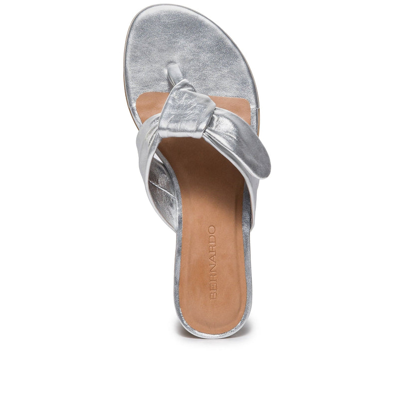 Sandalias Deslizantes Bernardo Harmony Thong Mujer Plateados | BDL4357HQ