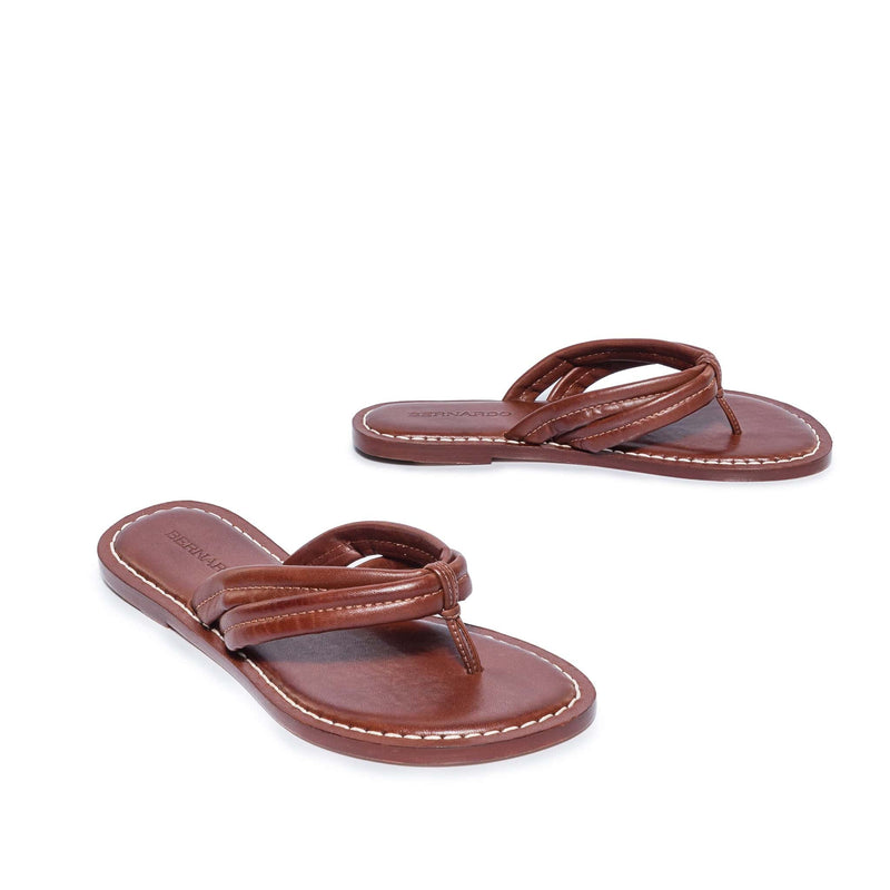 Sandalias Deslizantes Bernardo Miami Thong Mujer Chocolate | JYF7354NB
